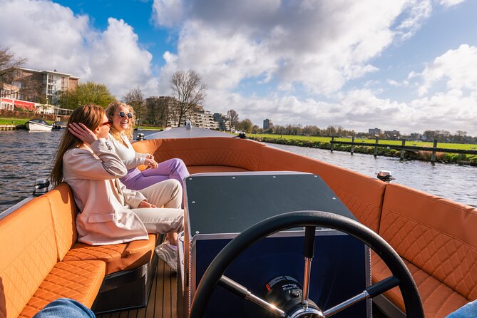 Boat Rental in Haarlem - Start at Industrieweg 9 in Heemstede for a Hassle-Free Experience