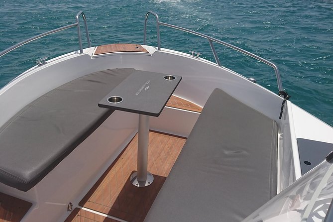 Boat rental in Torrevieja - Included Equipment for a Seamless Experience