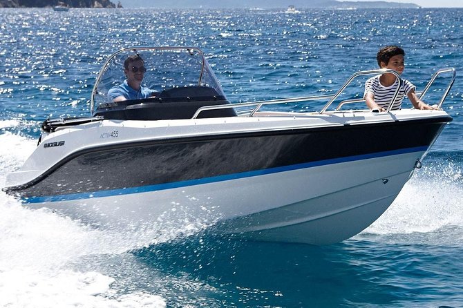 Boat rental without license - B450 'Theia' (4p) - Can Pastilla - Learning to Drive the Speedboat with Friendly Staff
