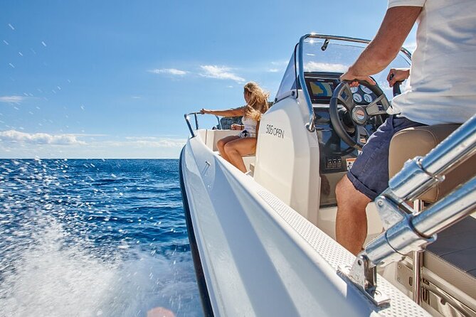 Boat rental without license - B520 'Neptuno' (5p) - Can Pastilla - Easy and Accessible Boat Rental in Mallorca