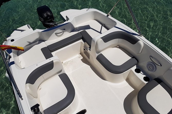 Boat rental without license - B540 'Gaia' (5p) - Can Pastilla - Who Should Consider This Rental?