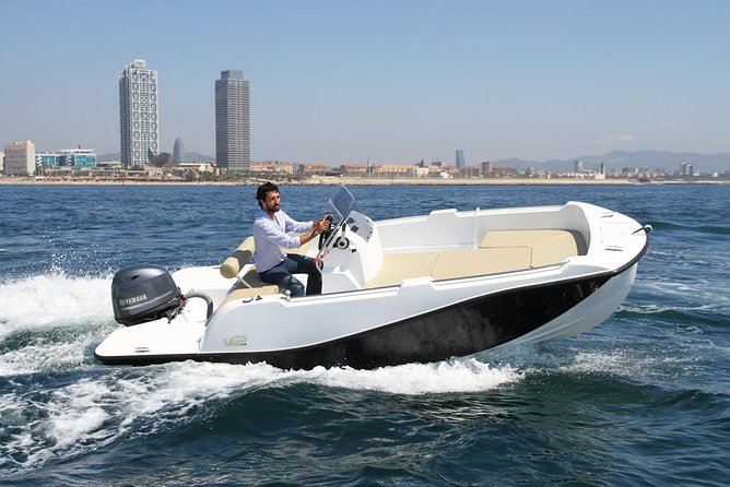 Boat rental without license - B550 'Perseis' (6p) - Can Pastilla - The Ease of Operating the B550 Perseis without a License
