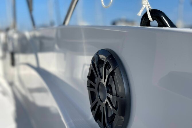 Boat Rental Without License in La Marina de Valencia - Easy and Transparent Booking Process