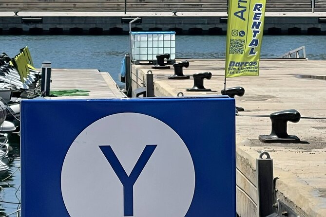 Boat Rental Without License in La Marina de Valencia - Who Would Enjoy This Experience?