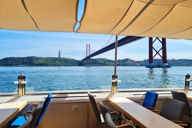 Boat ride in Tagus river - The Pacing and Duration of the Cruise
