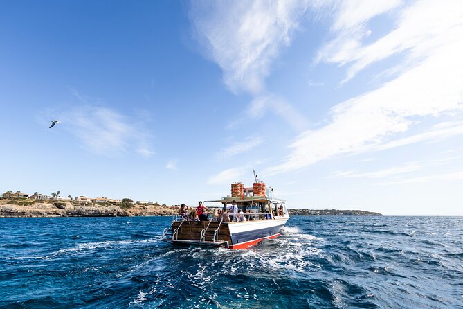 Boat Tour 2 hour in Palma Bay - Pacing, Crowd Levels, and Tour Duration