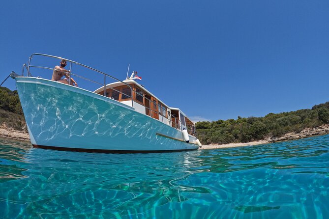 Boat Tour at Delfina Hvar - Exploring the Coastline of Hvar from the Water