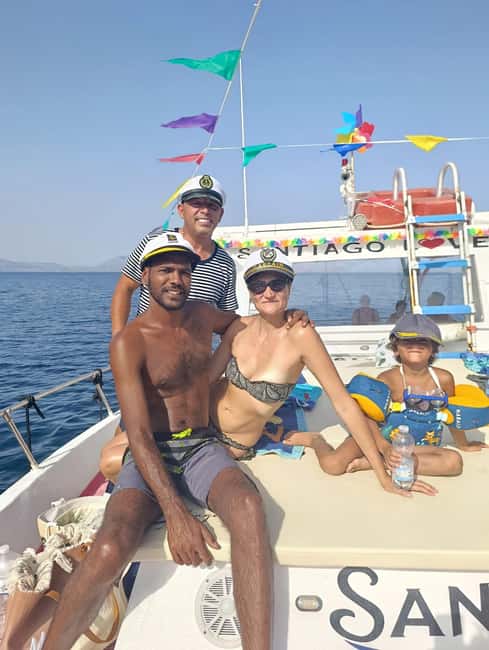 Boat tour from Terrasini: caves, snorkeling, and traditional tasting - Panoramic Sailing: Coastline Highlights from the Boat