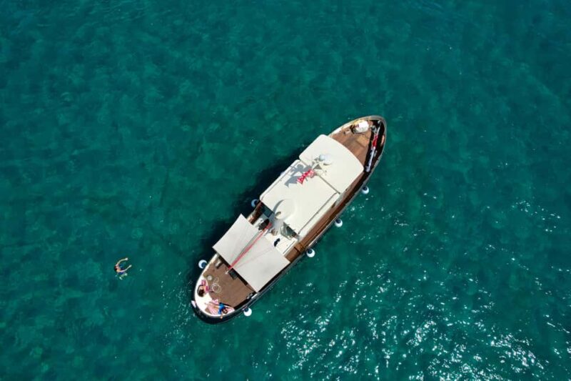 Boat tour Golfo Aranci: Tavolara and Molara Marine Protected Area - Key Points