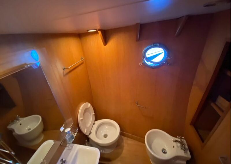 Boat tour Golfo Aranci: Tavolara and Molara Marine Protected Area - Lunch and Aperitif with Sardinian Flavors