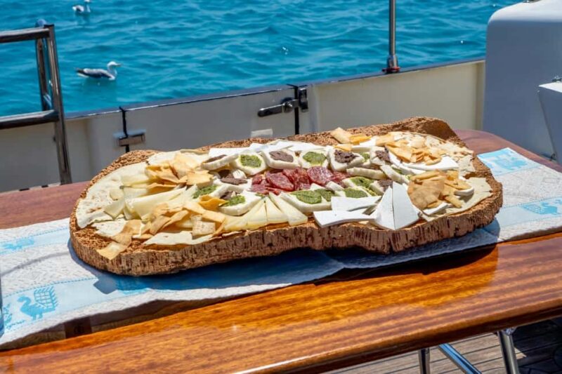 Boat tour Golfo Aranci: Tavolara and Molara Marine Protected Area - The Crew and Guides