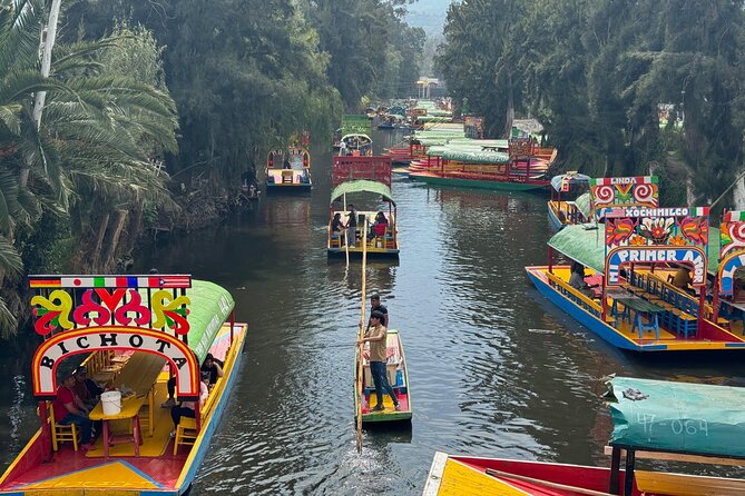 Boat tour in Mexico City with Live Guide with Food and Drinks - Discover the Vibrant Boat Tour in Mexico City with Food, Drinks, and Entertainment