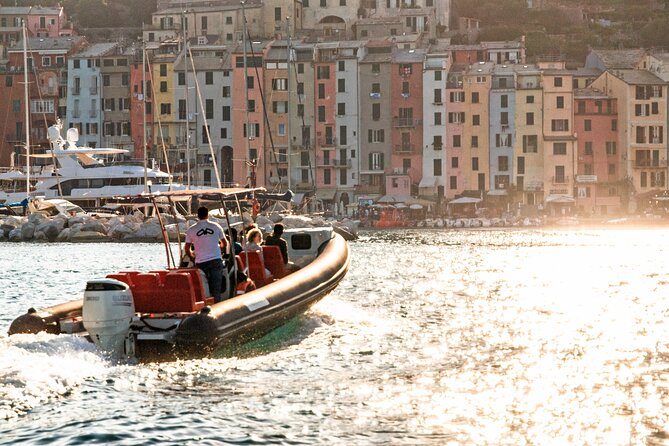Boat Tour of the 3 Islands & Portovenere - The Scenic Route: Discovering the Three Islands from La Spezia