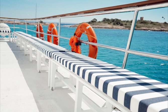 Boat tour of the Bay of Palma with snorkeling and drink - The Route and Scenic Highlights