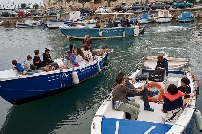 Boat tour Ortigia and Syracuse sea caves - The Ortigia Tip and Its Historical Significance