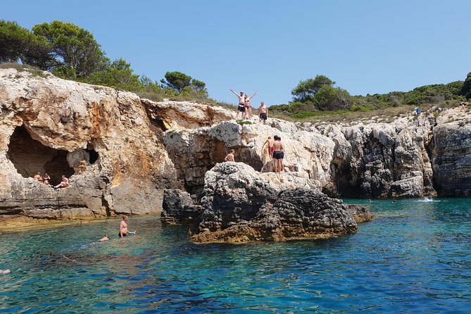 Boat tour swimming snorkeling south Istria Kamenjak Premantura - Key Points