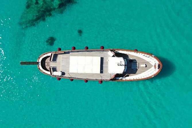 Boat Tour to Caprera and La Maddalena Archipelago - Key Points