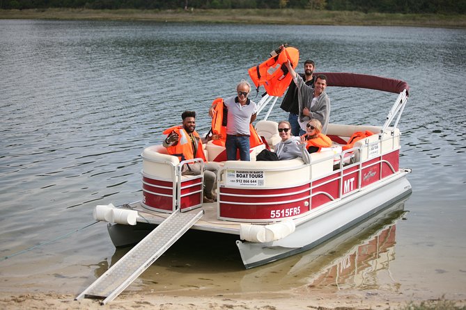 Boat tours in the Óbidos Lagoon - Expert Local Guide and Informative Commentary