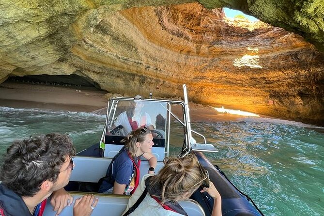 Boat trip along the Golden Coast and Benagil Caves - Key Points