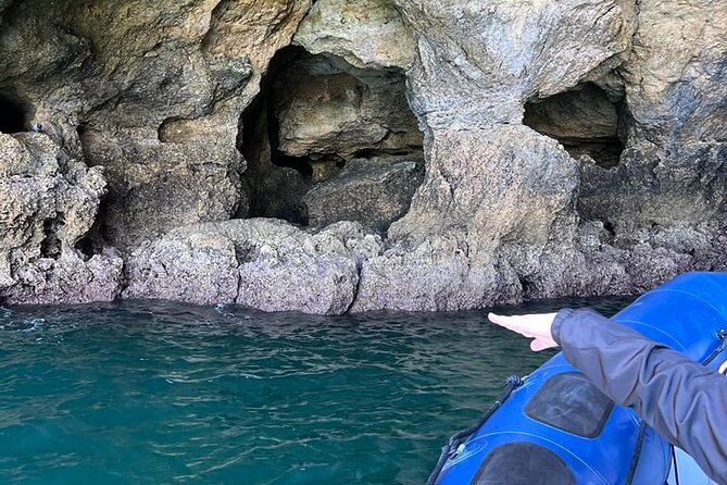 Boat trip along the Golden Coast and Benagil Caves - The Rock Formations and Caves: A Visual Feast