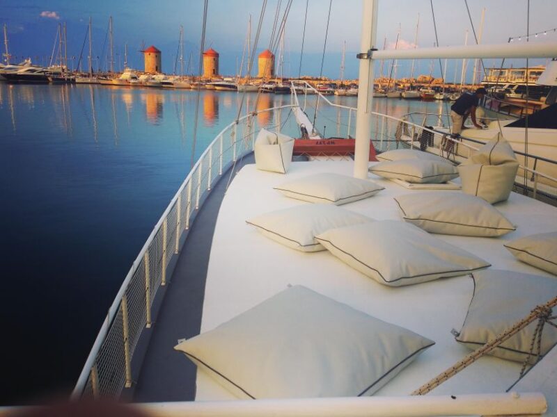 Boat Trip to Anthony Quinn's Bay (Food & Drinks Included) - Comparing This Tour to Similar Rhodian Sea Adventures