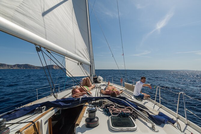 Boat trip Valencia - Snacks and Refreshments Included on the Boat