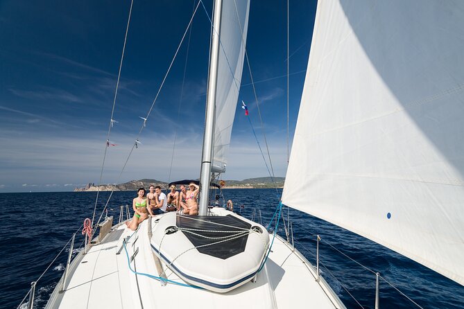 Boat trip Valencia - Excellent Customer Feedback and Repeat Bookings