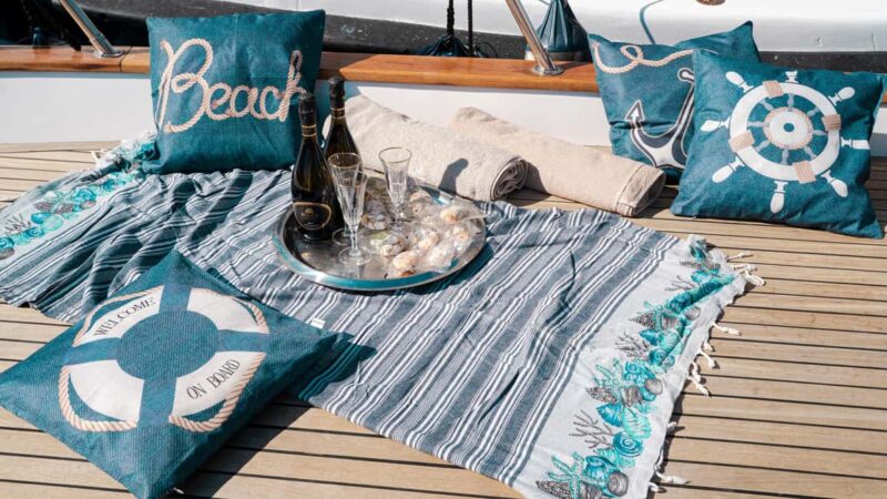 Boat trips with Ocirne in the Bay of Naxos and Isola Bella - The Departure Point at Giardini Naxos Port