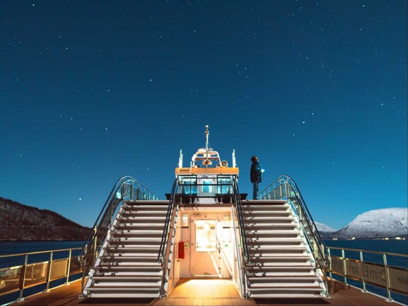 Bodø: Northern Lights Cruise - Onboard Comforts and Amenities