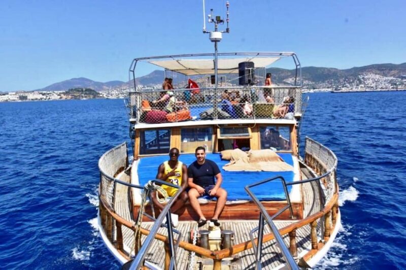 Bodrum Boat Tour with Lunch: Beaches and Islands - Bodrum Boat Tour with Lunch Offers a Relaxing Day at Sea