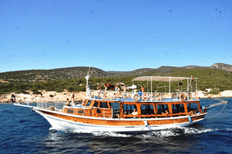 Bodrum Boat Tour with Lunch: Beaches and Islands - From Bodrums Harbor to Beautiful Islands and Beaches