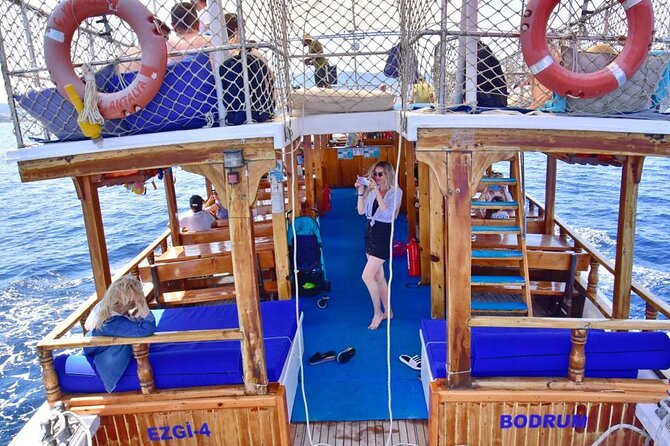 Bodrum Boat Trip with Lunch and All Soft Drinks - The Experience of Swimming and Water Activities