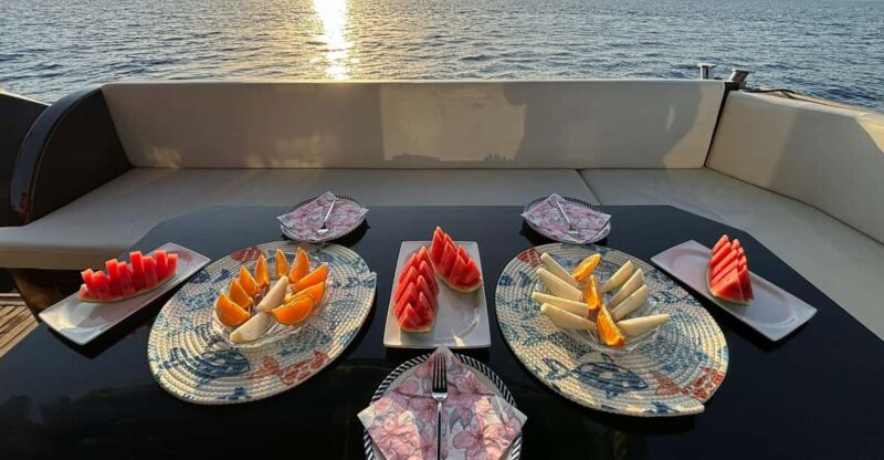 Bodrum: Bodrum Sunset Tour with Jet Black Yacht - Key Points