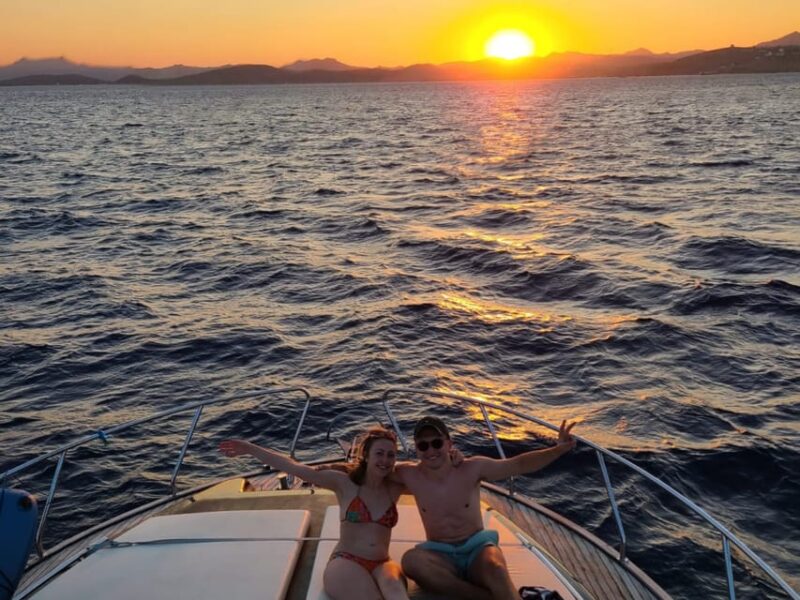 Bodrum: Bodrum Sunset Tour with Jet Black Yacht - Bodrum: A Perfect Setting for Sunset Watching