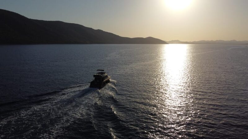 Bodrum: Bodrum Sunset Tour with Jet Black Yacht - Personalized Service and Comfortable Atmosphere
