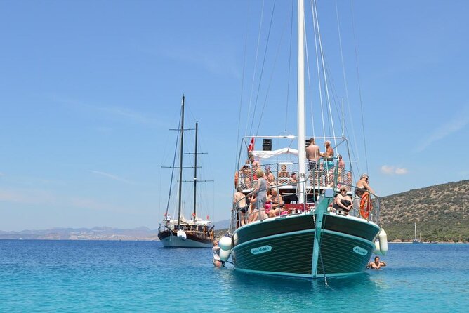 Bodrum Daily Boat Trip / Orak or Black Island - Food and Drinks During the Trip