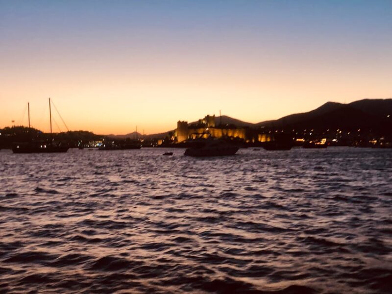 Bodrum: Private Sunset Yacht Tour with light Dinner - What’s Included and What to Bring