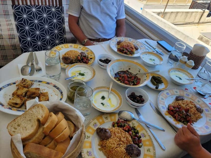 Bodrum: Turkish Cooking Class in a Local Home - Pairing Food with Local Wines and Rak