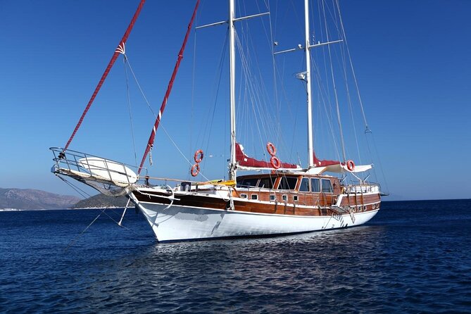Bodrum Vip Private Gulet Tour - Active Fun with Snorkeling, Canoeing, and Paddleboarding