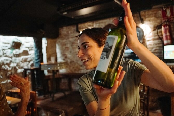 Bohemian Barcelona Neighborhood Evening Tapas & Wine Tour - Pacing and Duration of the Tour