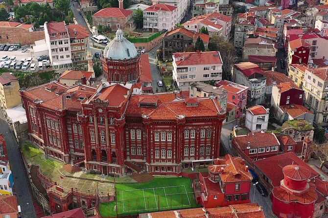 Bohemian Istanbul: Fener and Balat's Charm-Private Walking Tour - Exploring the Byzantine Heritage at Theodosius Land Walls