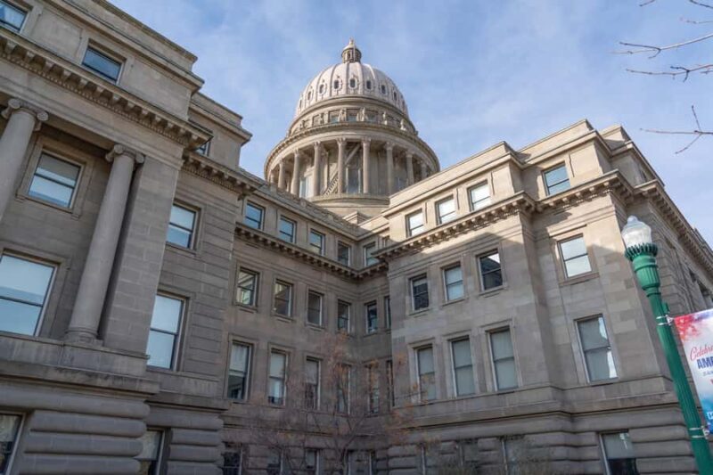 Boise Photoshoot Adventure - Suitable For Special Occasions and Solo Travelers