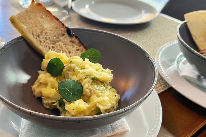 Bolhão Market Guided Food Tour - Customer Praise for Guides and Experience