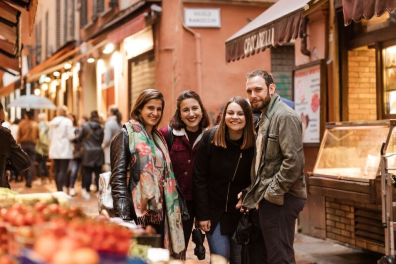 Bologna: 2-Hour Private Local's Christmas - The Best Time and How to Book