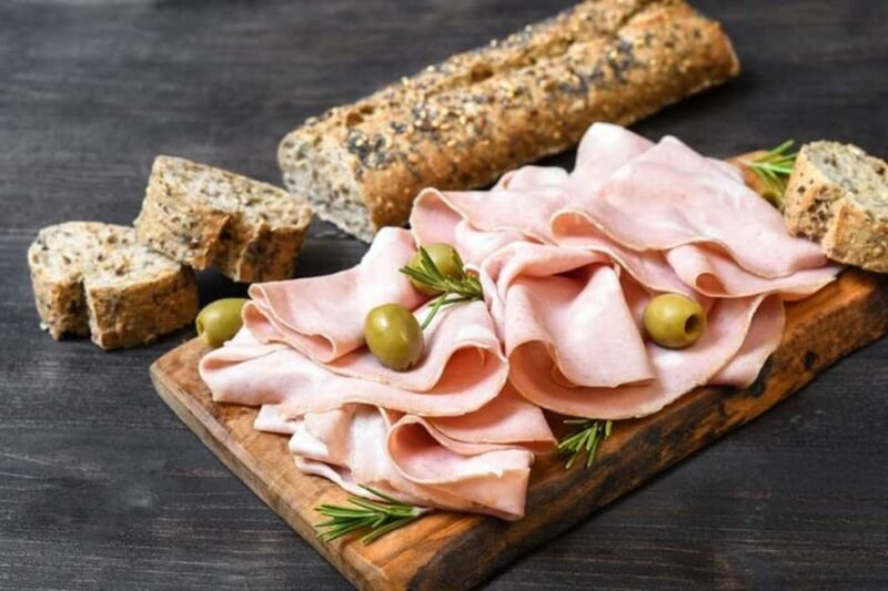 Bologna : Best Street Food Tour With A Local Guide - Practicalities and Flexibility of the Tour