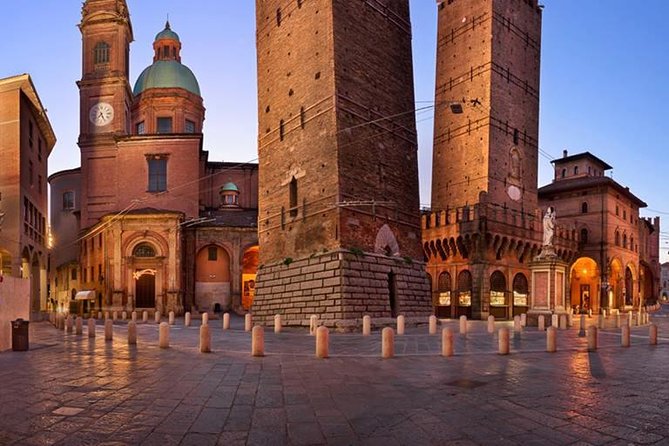 Bologna By Night Walking Tour - External Tour of the Torre degli Asinelli and Le Due Torri