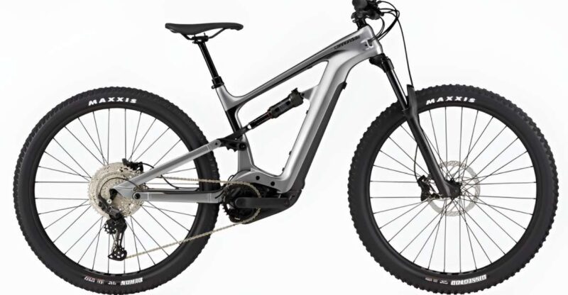 Bologna: City Discover by E-Bike Rental with Safety Gear - Customizable Routes and Scenic Highlights