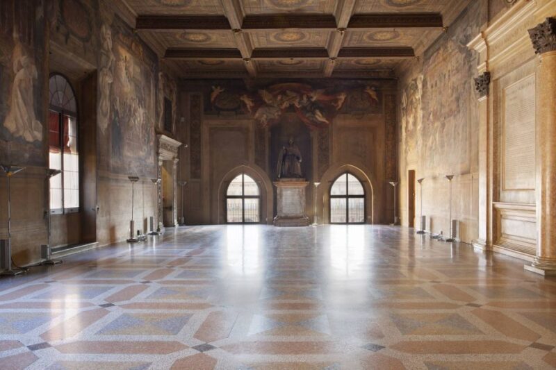 Bologna: Clock Tower Audio Guide and Food Tasting - Key Points