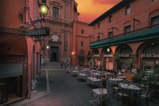 Bologna Food & Cultural Walking Tour - Practical Details: Meeting Point and Accessibility