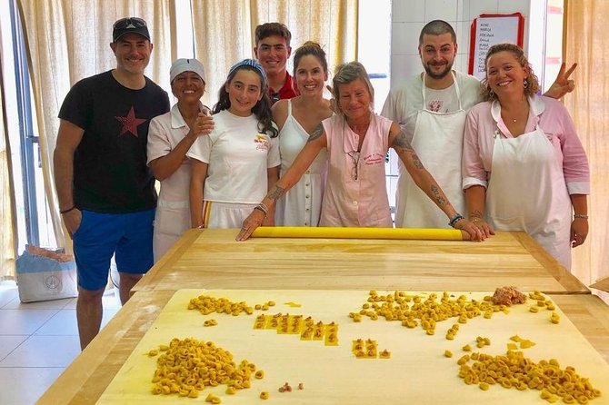 Bologna Food Tour from a local perspective - Ending with Artisanal Gelato